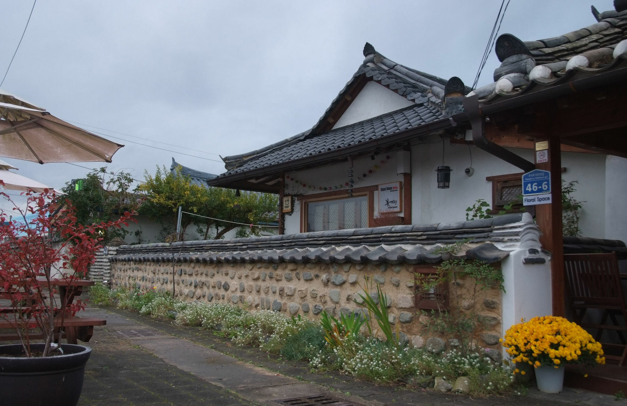 Floral Space Hanok Guesthouse Гиеонгджу Екстериор снимка