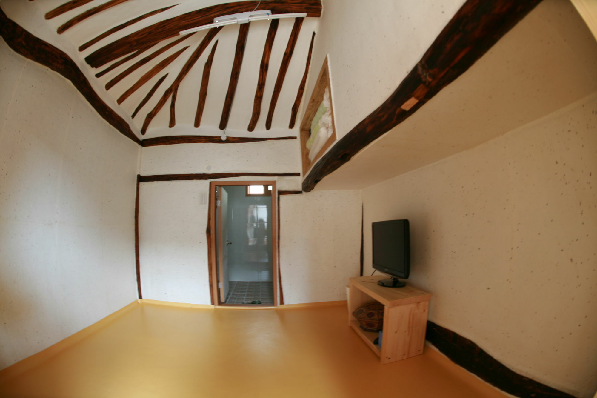 Floral Space Hanok Guesthouse Гиеонгджу Екстериор снимка